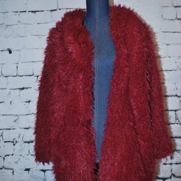 Fuzzy Hoodie Jacket in Black or Wine Adoorable!!! - Picture 3 of 6